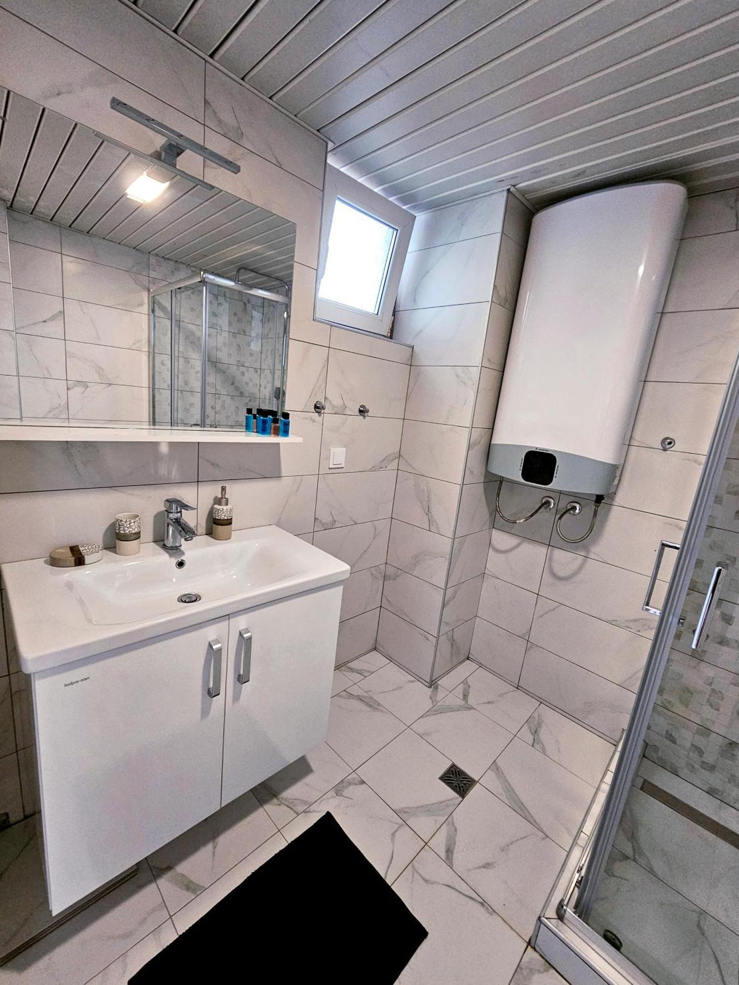 Centre Luxury Apartment Skopje Luaran gambar